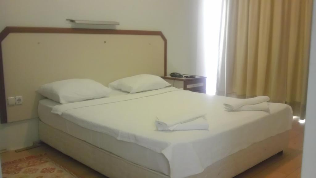 Zeytin Apart Hotel Çeşme Rum bild