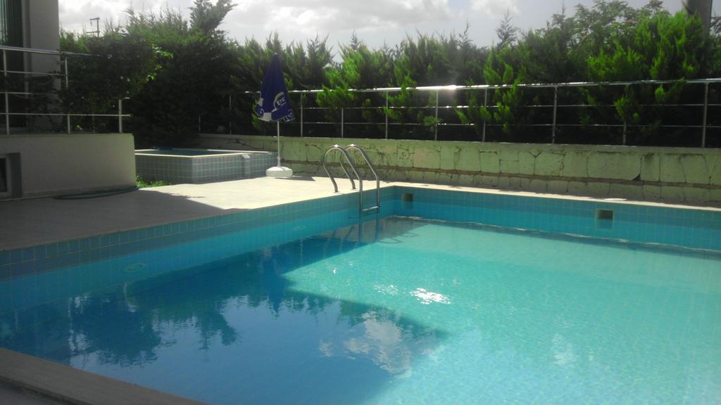 Zeytin Apart Hotel Çeşme Exteriör bild