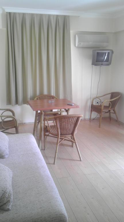 Zeytin Apart Hotel Çeşme Exteriör bild