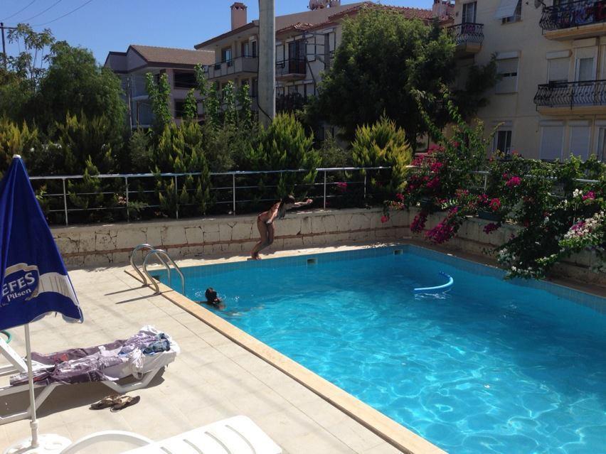 Zeytin Apart Hotel Çeşme Exteriör bild
