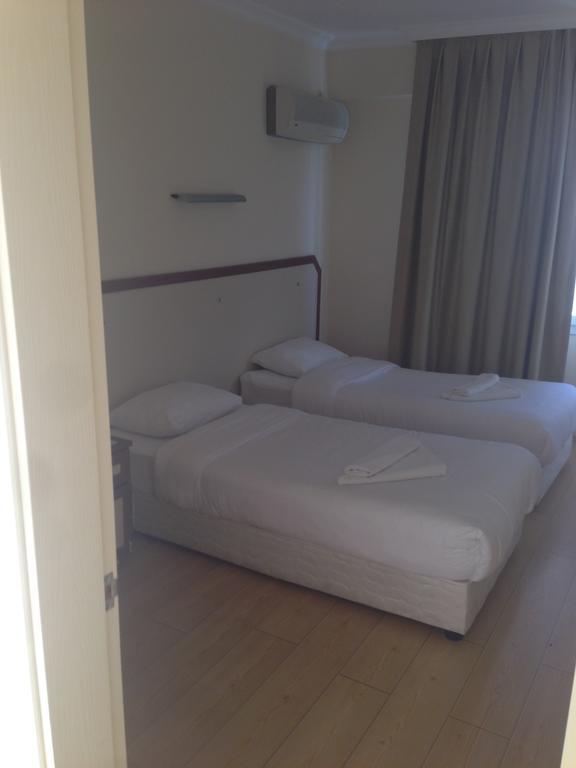 Zeytin Apart Hotel Çeşme Exteriör bild